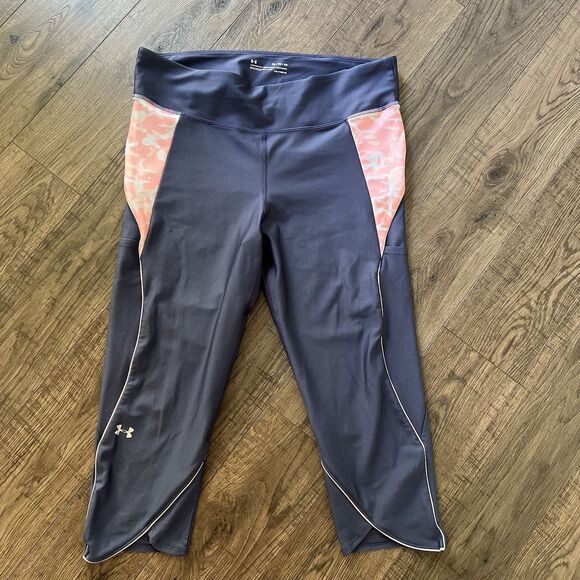 Under Armor Women’s Leggings XL Capri Compression Heatgear - Picture 1 of 4